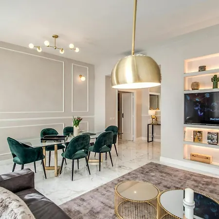 Golden Horizon Residence Luxury Apartments 3Bd *