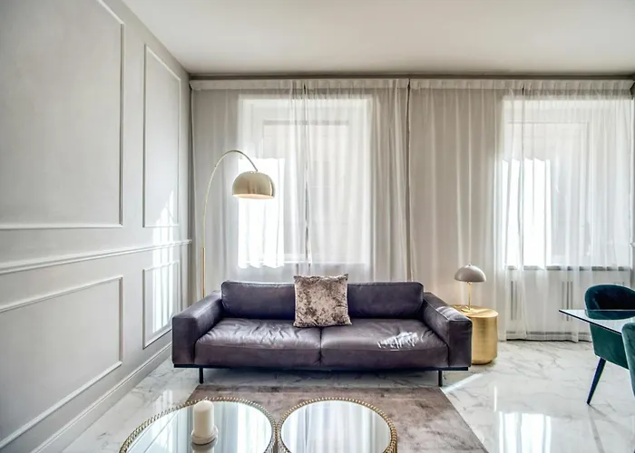 Golden Horizon Residence Luxury Apartments 3Bd *